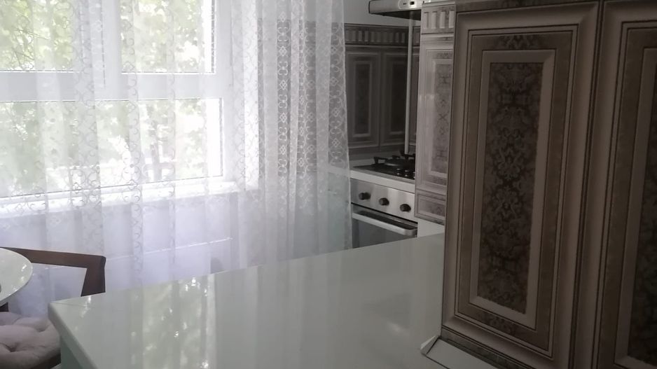 APARTAMENT ELEGANT ZONA FLOREASCA - Poză 4