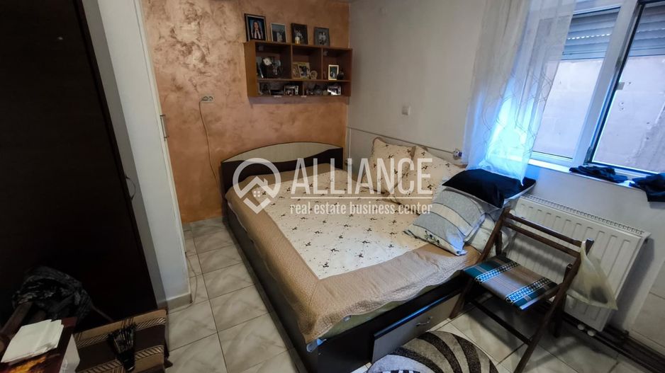 VIILE NOI - casa cu o curte generoasa disponibila imediat - Poză 9