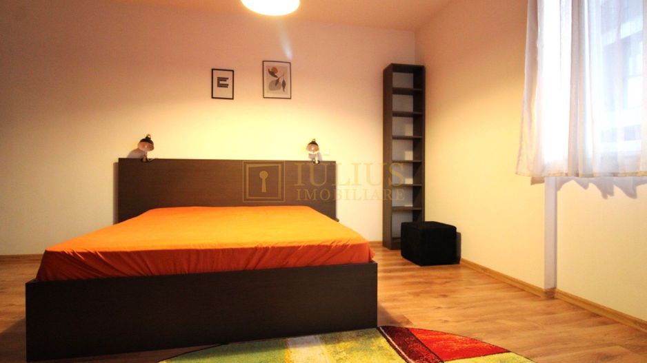 Complex Uranus, spatios, mobilat modern; boxa inclusa. - Poză 15