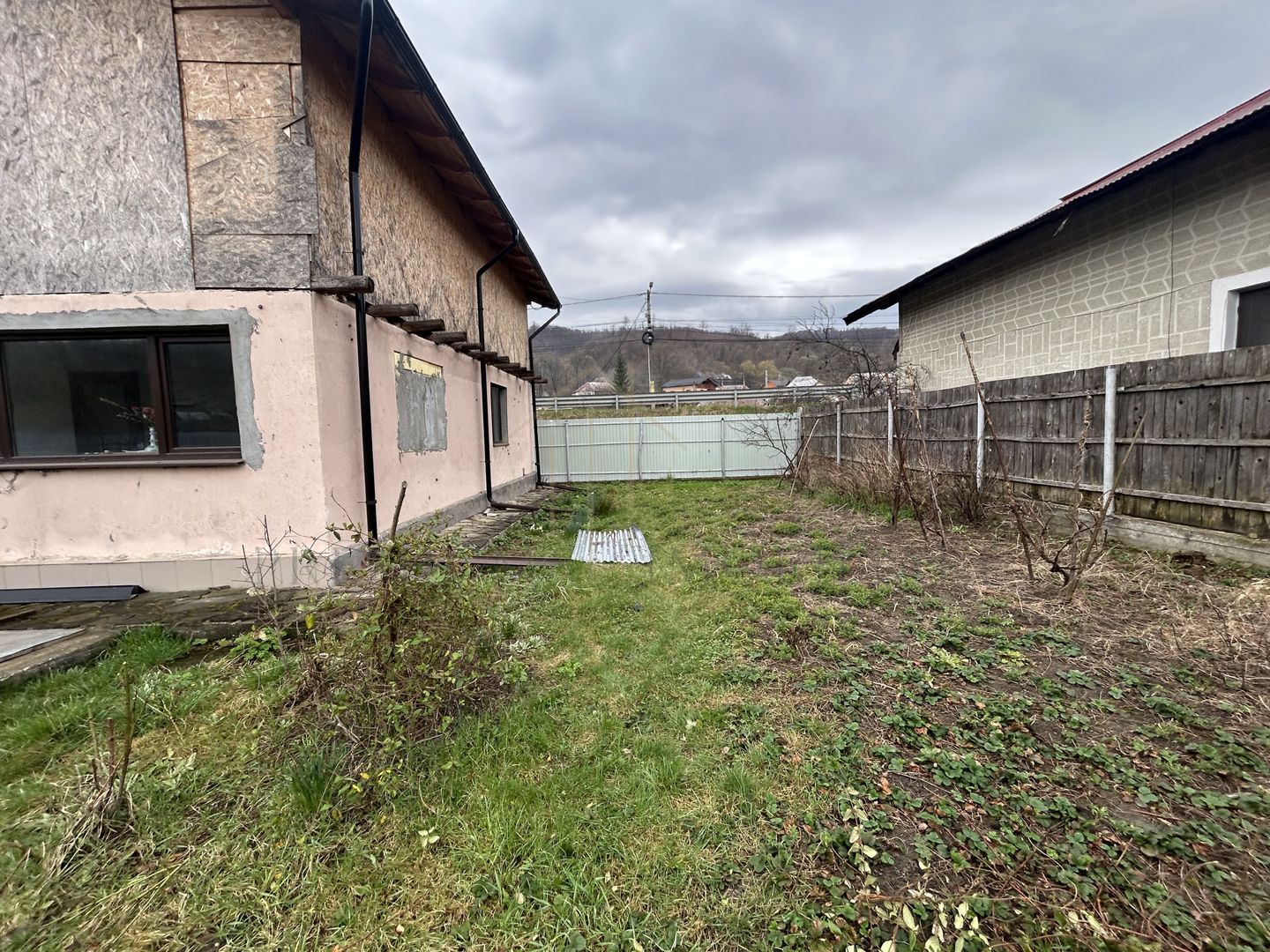 Casa de vanzare in Slanic Moldova . - Poză 15