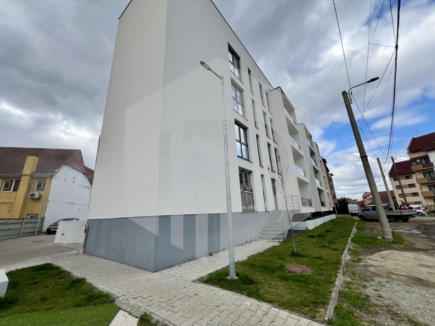 Apartament/ spatiu comercial in zona Kogalniceanu- Parter- La cheie - Poză 9