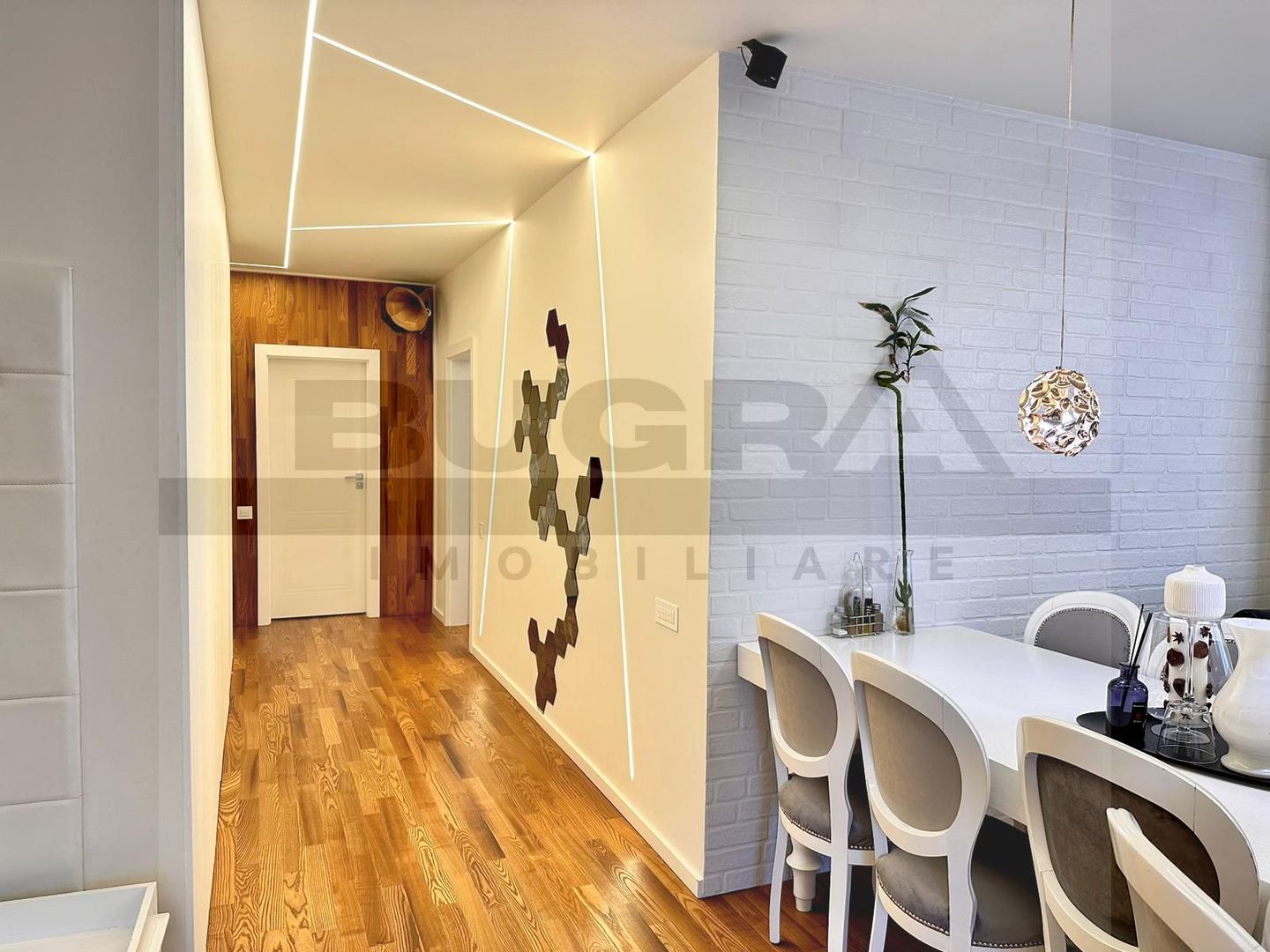 Penthouse 7 camere, 241 mp terasa, VIEW, zona Buna Ziua - Poză 10