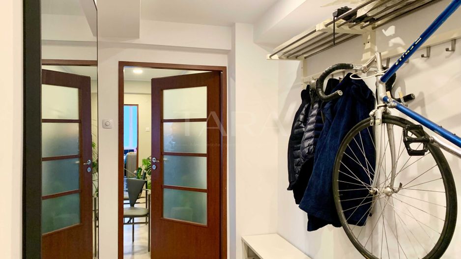 Vânzare apartament cu 2 camere 63 mp, zona ultracentrală. - Poză 2