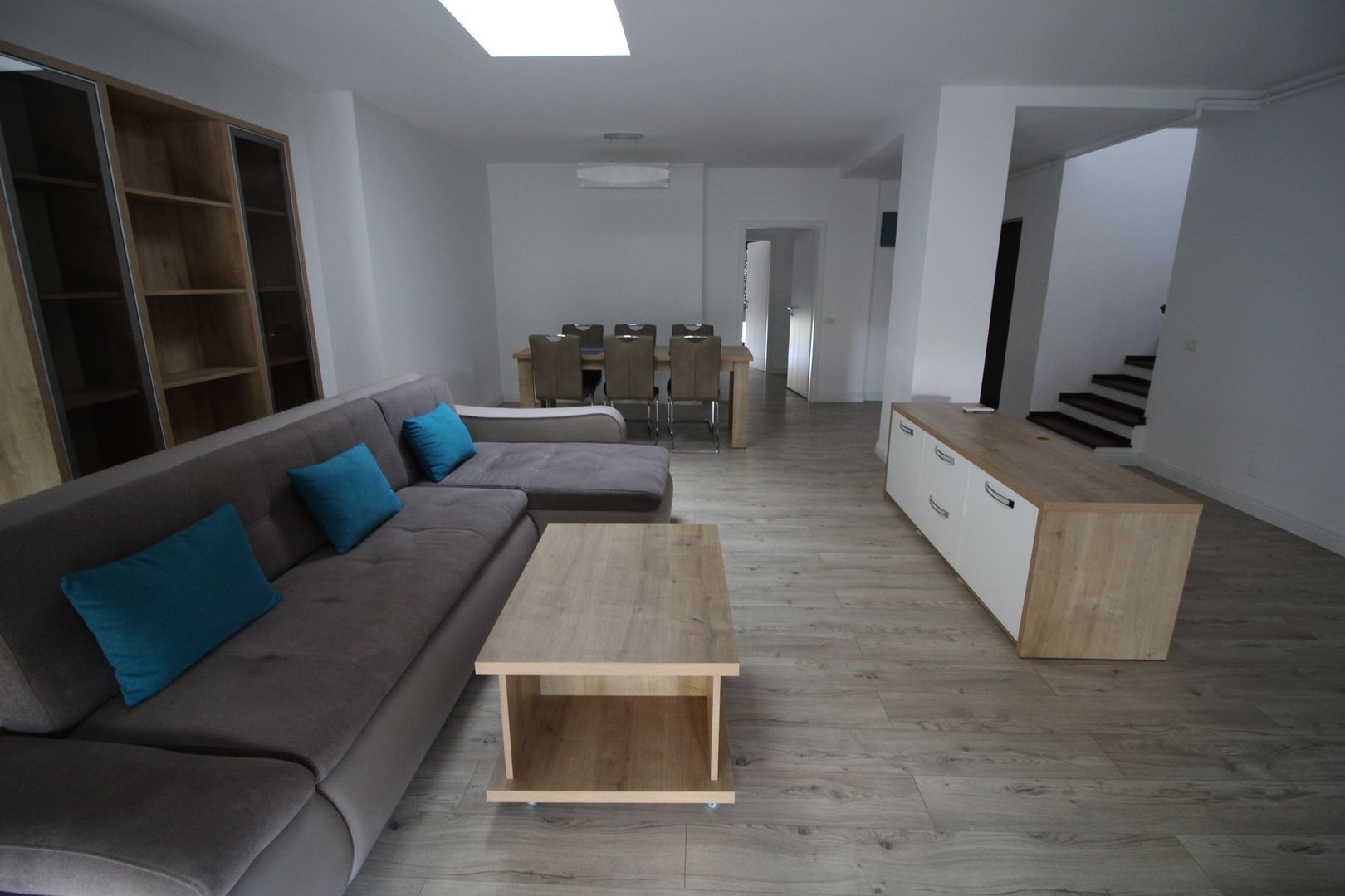 Apartament 4 camere de vanzare în zona Elisabetin - Poză 2