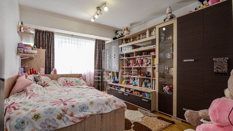 Apartament 3 camere finisat, cu parcare, zona Centrala Floresti - Poză 7