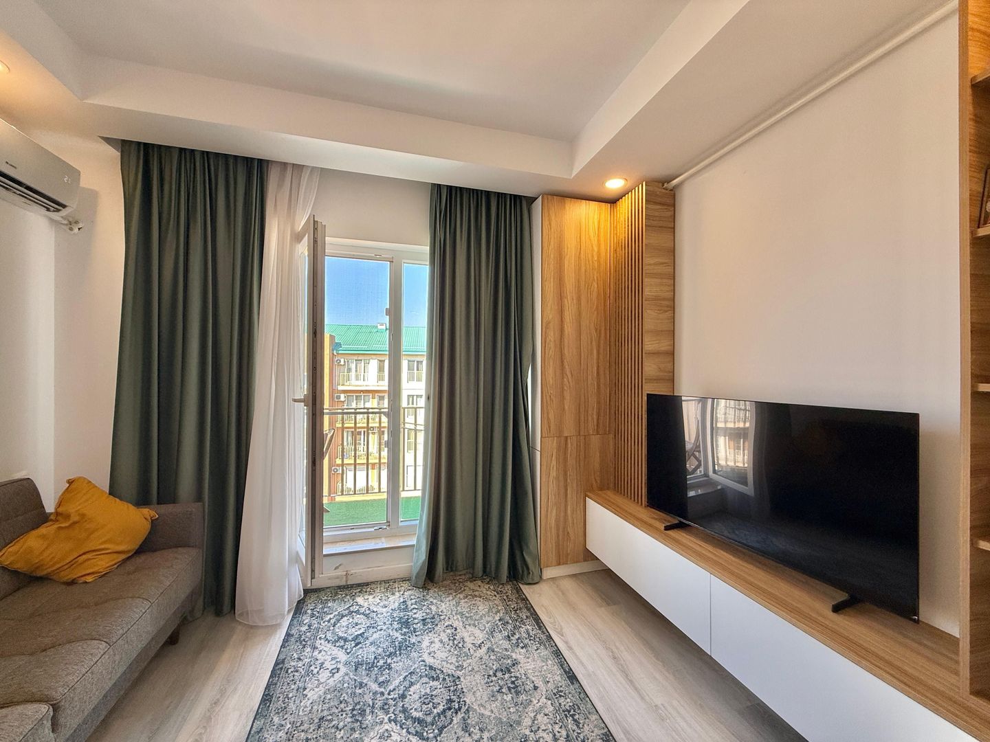 COSMOPOLIS - Apartament cu 2 camere tip studio, mobilat si utilat. - Poză 5
