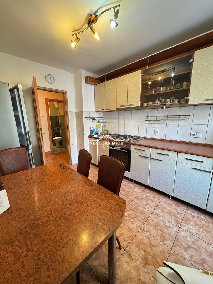 NECTORA IMOB-Apartament 3 camere, 2 bai, Zona Piata Decebal, Utilat - Poză 13