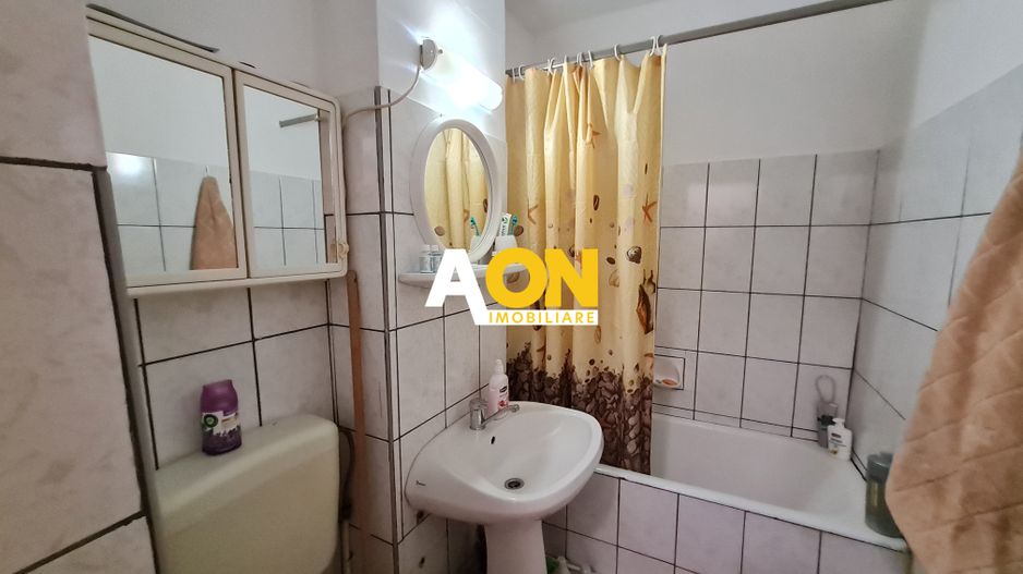 Garsoniera, Suprafata 30.5 mp, Etaj 7,  Zona Cetate - Poză 9