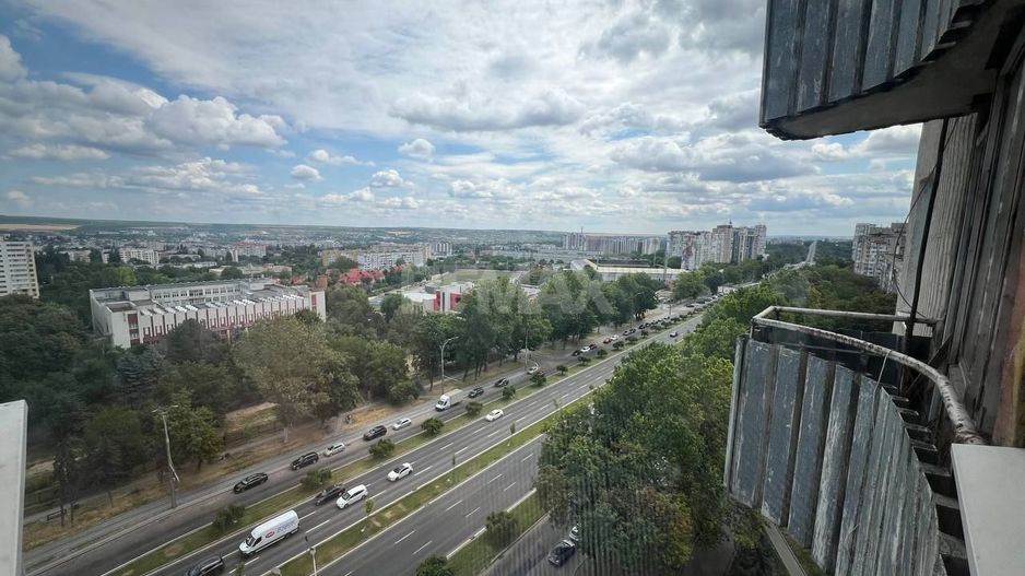 Apartament  cu 1 Cameră + Living pe Bd. Dacia, Botanica - Poză 10