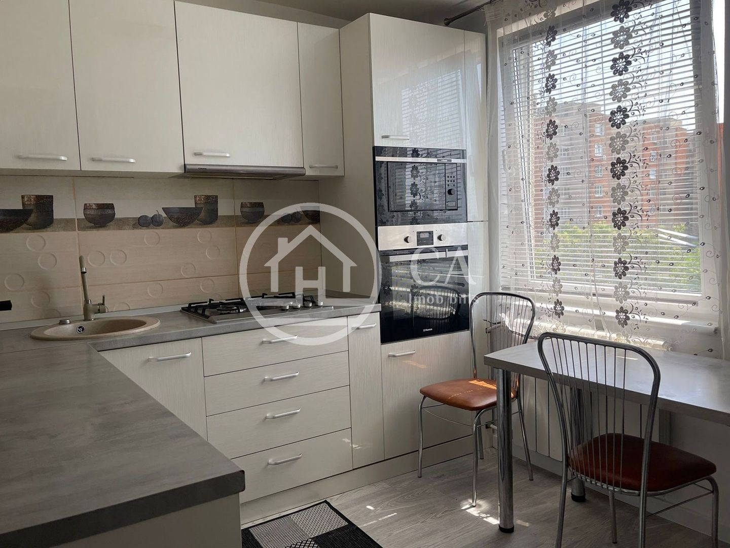 Apartament de inchiriat cu 3 camere in zona Rogerius, Oradea. - Poză 6