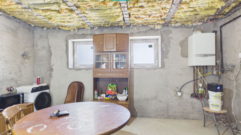 Casă cu teren de 2.134 mp în Sântana | 5 camere - Poză 9