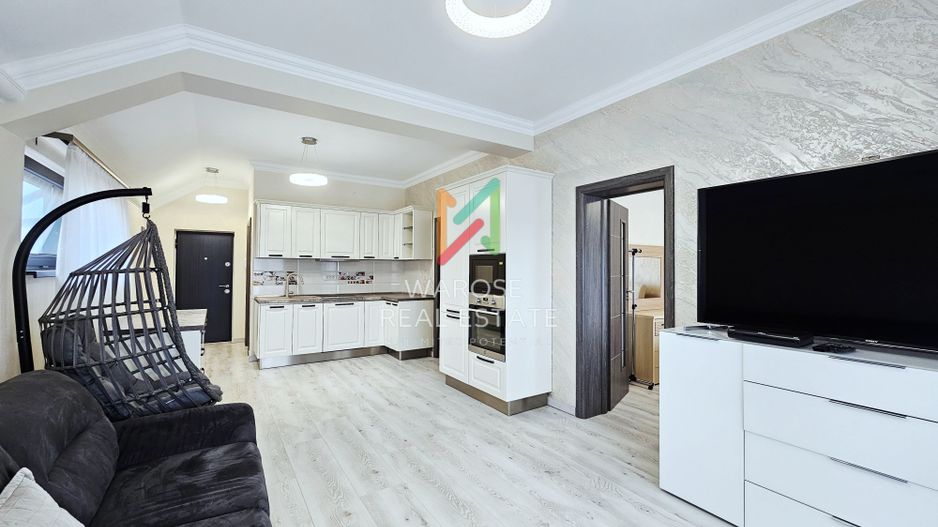 Apartament tip penthouse | Tractorul-Coresi | Terasă 97 mp - Poză 1