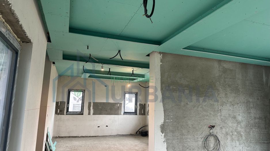 Vila de lux Hlincea, panoramic 360, strada asfaltata! - Poză 6