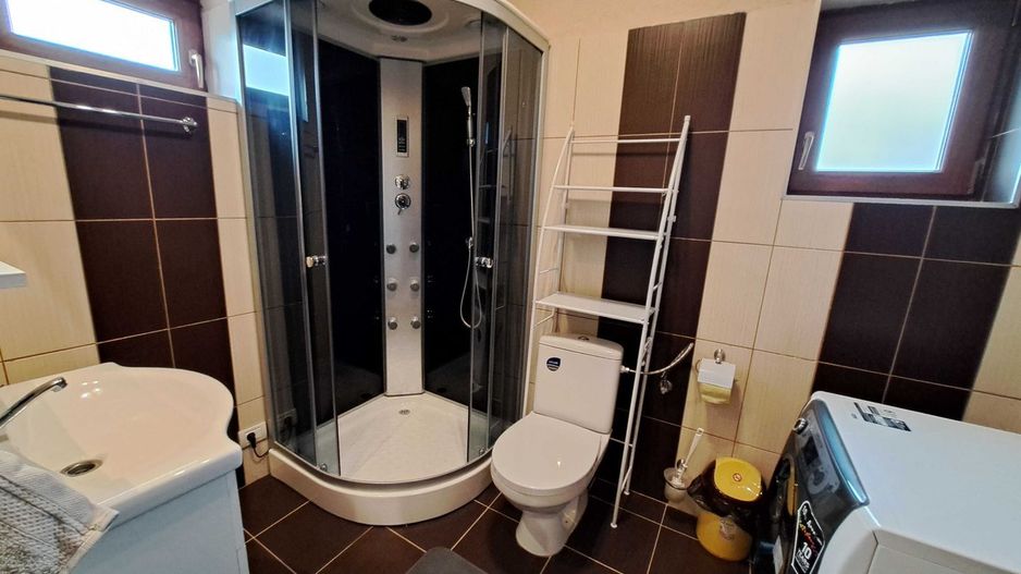 Duplex cu 5 camere - zona  centrala  - Dumbravita - Poză 7