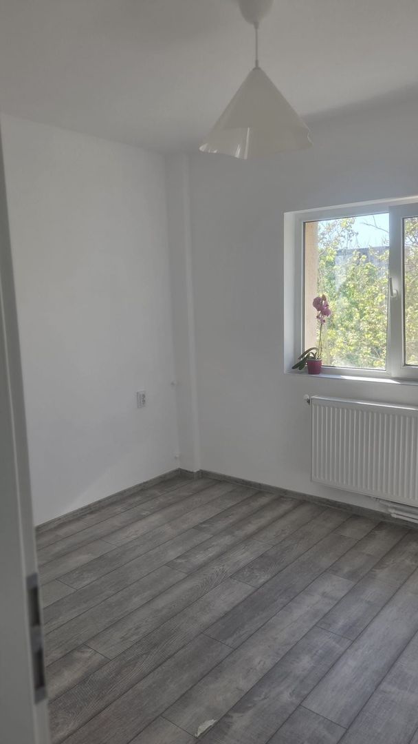 Apartament 2 camere de vanzare Gorjului - Poză 12