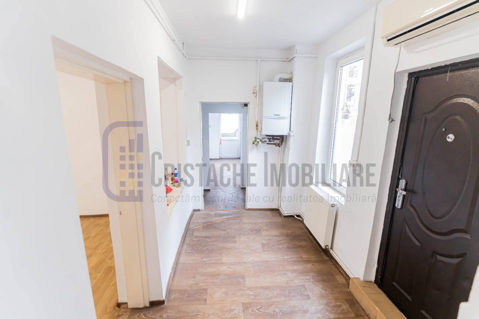 Casa nemobilata pe Bd. Marasesti, 3 camere, acces dublu, pretabil birouri - Poză 8
