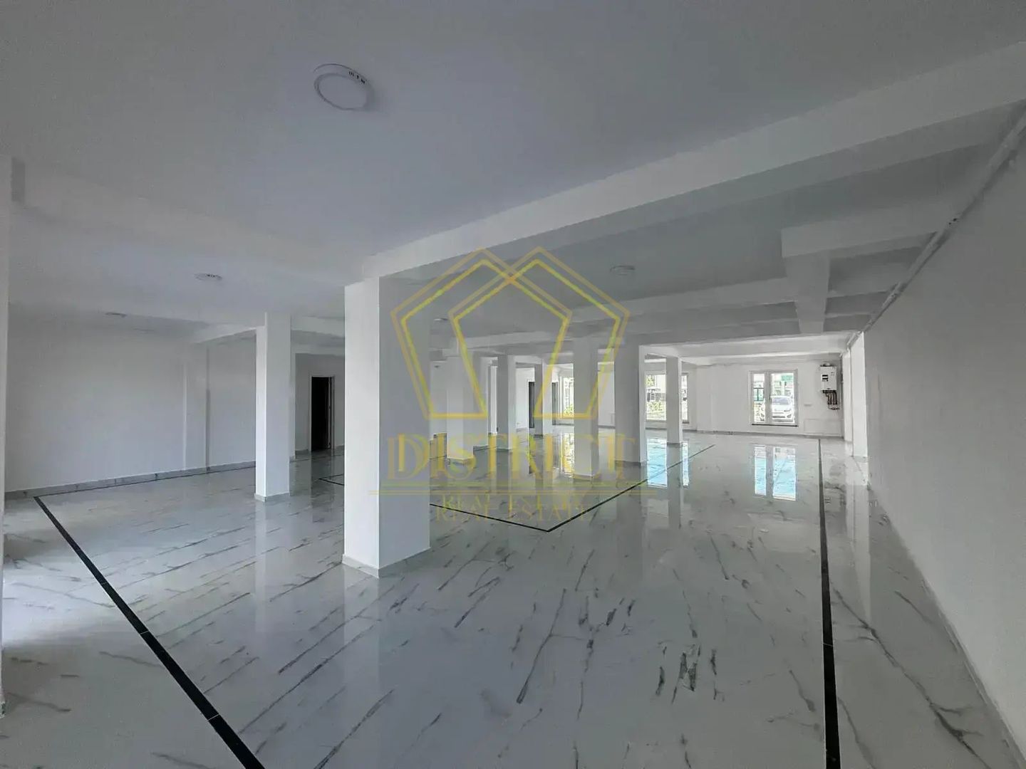 Spatiu comercial modern | Dumbravita - Poză 1