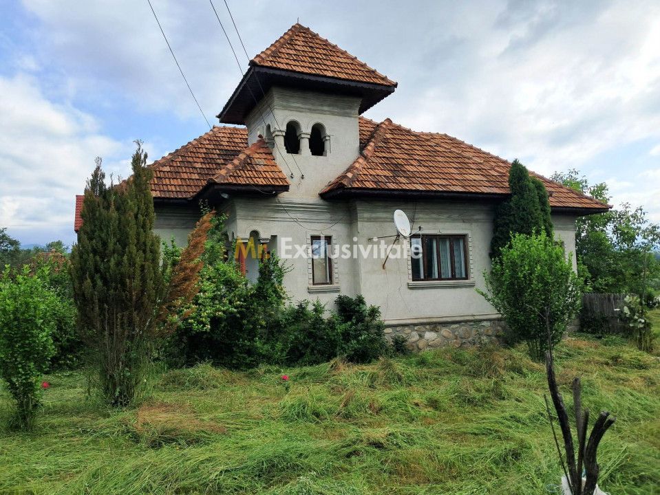 Casa cu teren la Polovragi - Poză 4