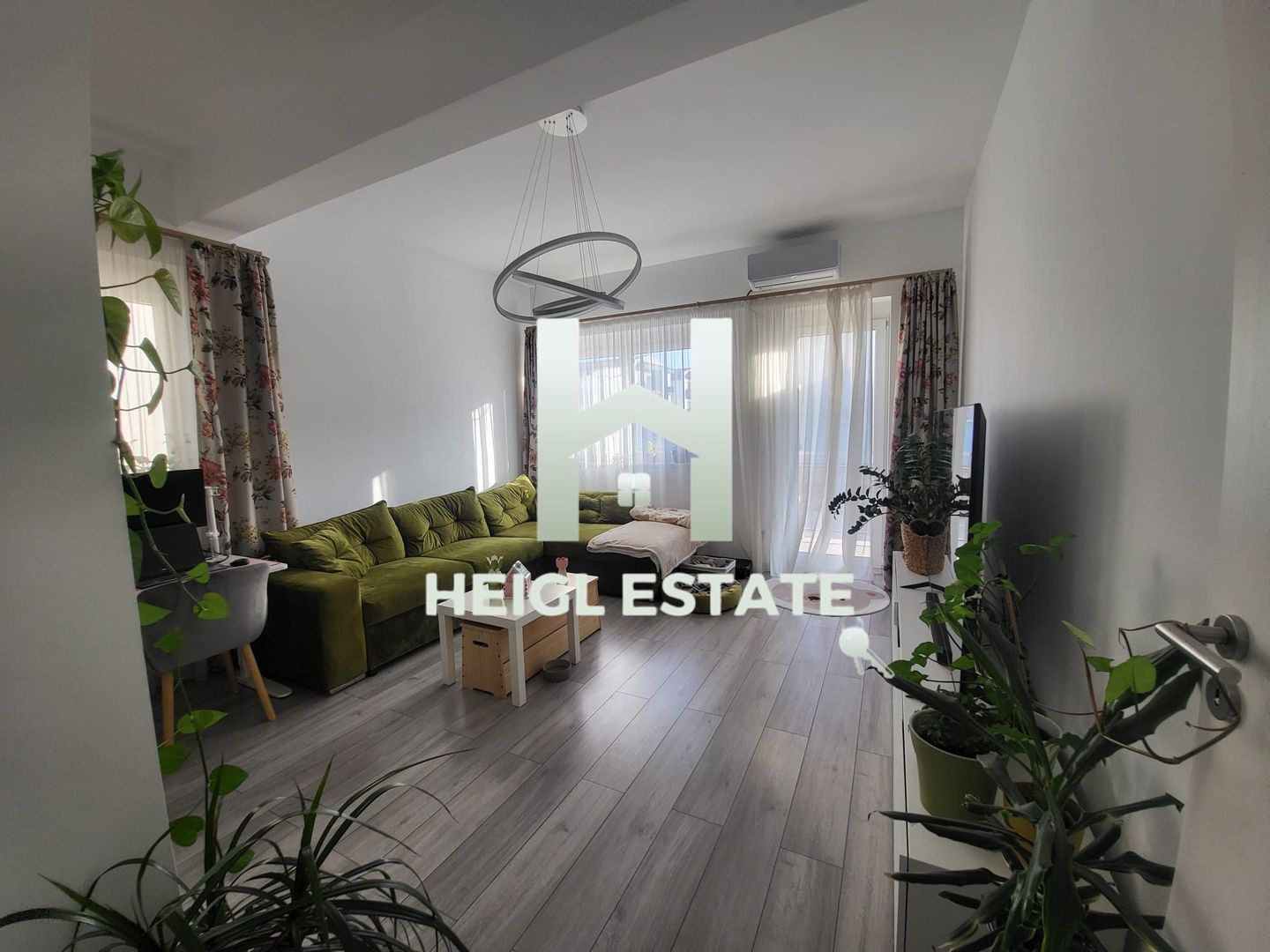 Apartament cu 3 camere decomandat mobilat si utilat in Giroc - Poză 1