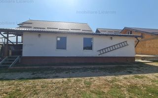 Proprietate in Cristian cu trei constructii+o fundatie,450000euro - Poză 6