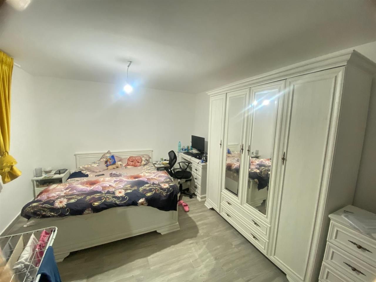 casa cu 2 apartamente Ianova 120mp centrala amenajata - Poză 13