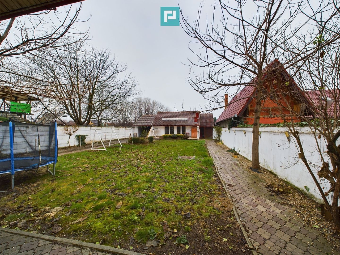 Casă situată Central în Dumbrăvița - Poză 13