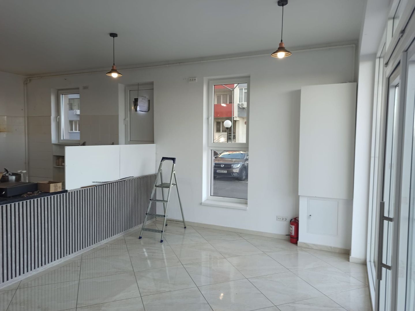 sp.com.-45mp+terasa descop-10mp+2parcari/20min metrou Berceni - Poză 2