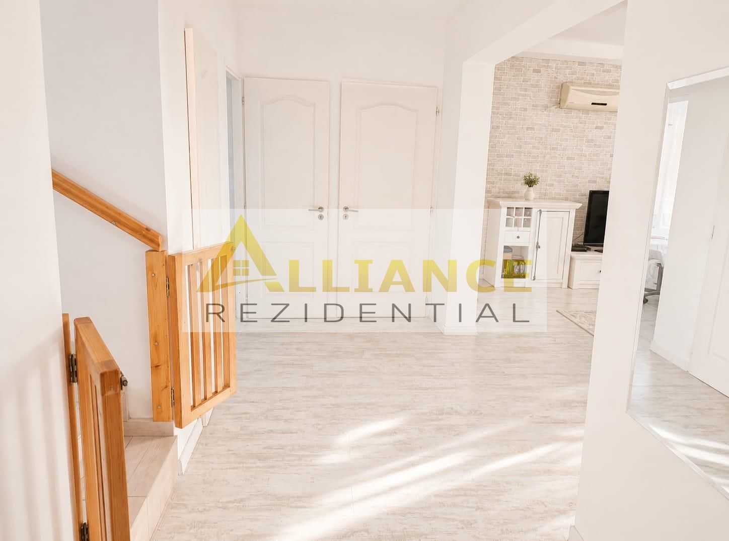 Casa individualamobilata/utilata teren 500 mp asfalt. - Poză 19