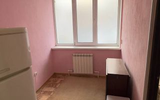De vinzare apartament Riscani in spatelele CC Soiuz - Poză 3