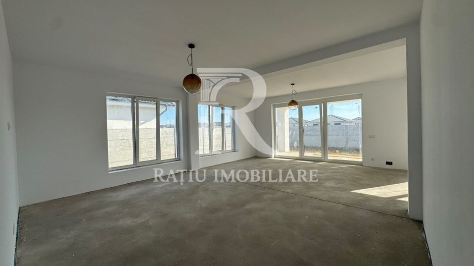 De Vanzare Casa cu 4 camere | Santandrei | 165.000 € - Poză 3