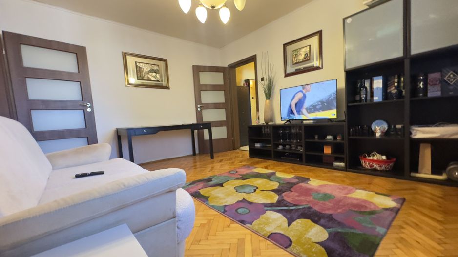 Apartament 3 camere Stefan cel mare - Poză 1