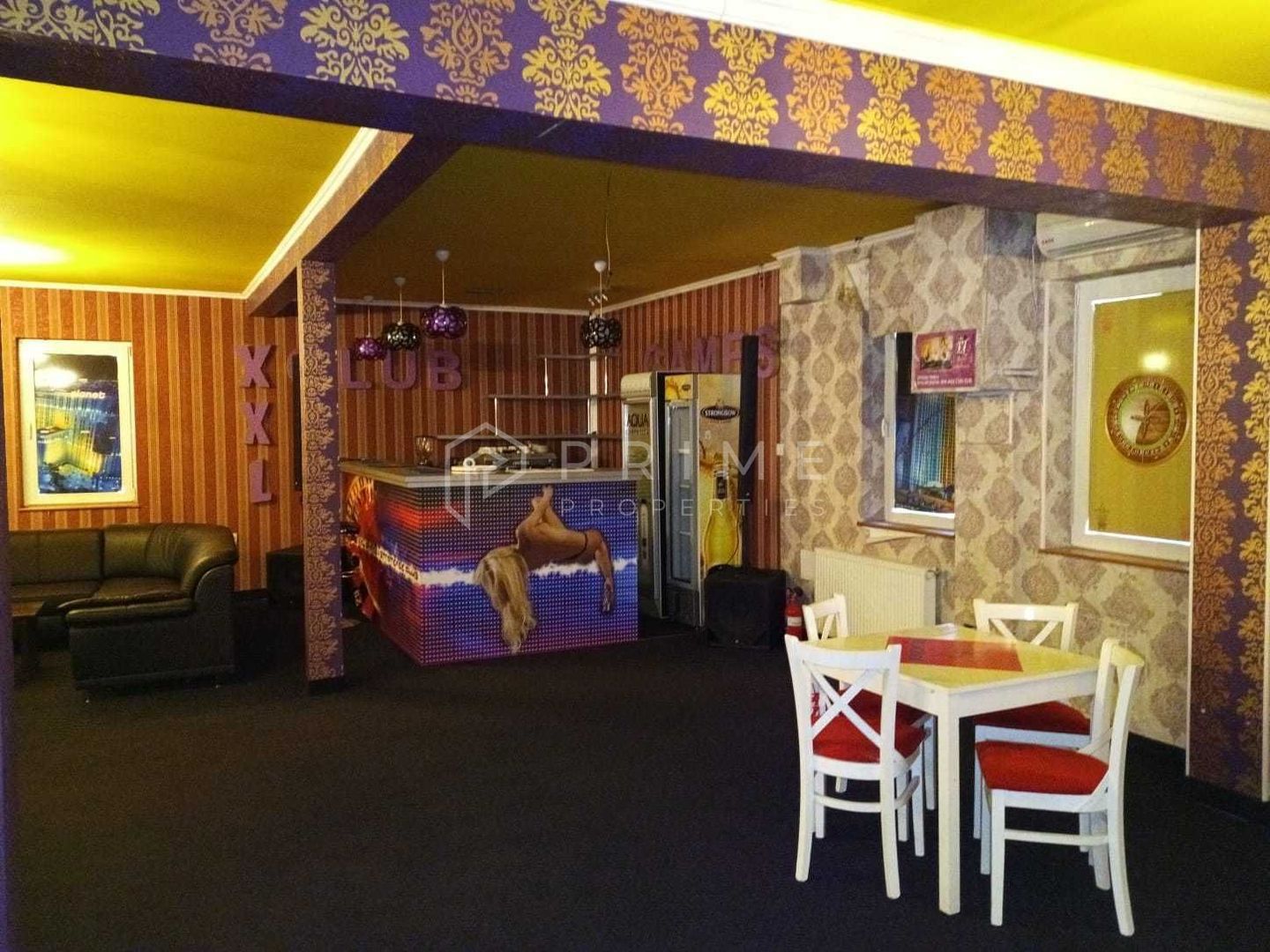 Spațiu Comercial și Birouri de Închiriat – 160 mp, Parcare Privată - Poză 4