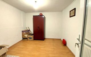 Vanzare casa 6 camere, 3 bai, 3 bucatarii, 2 centrale,  curte individu - Poză 6