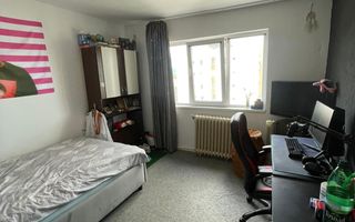 Apartament cu 3 camere de vanzare, zona Cetate - Poză 3