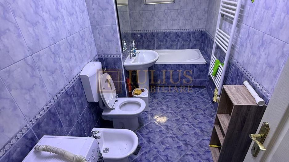 2 camere| Soarelui-langa Uranus Plaza| centrala proprie| zona linistita| - Poză 11