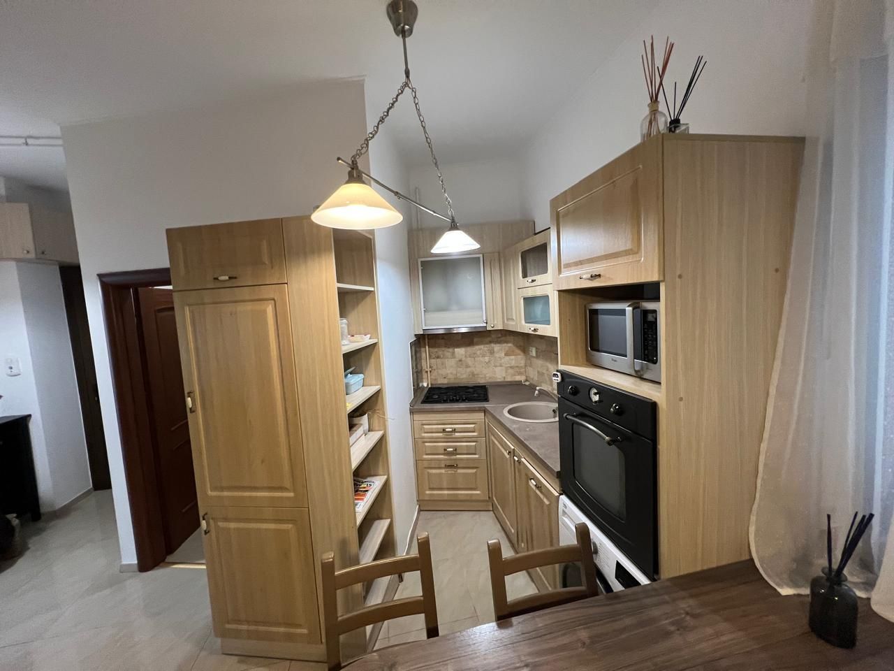 Apartament 3 camere, garaj si boxa - zona Centrala-Prefectura - Poză 22