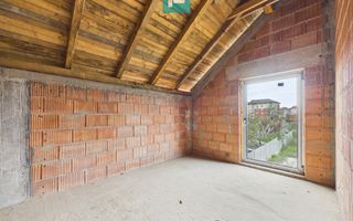 Casă la roșu cu piscină-Pârneava-767 mp teren - Poză 12