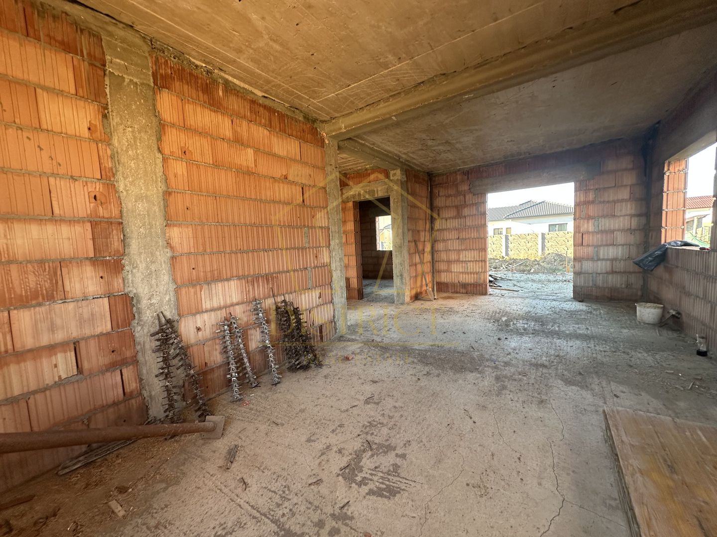 Duplex deosebit cu 5 camere despărțiți prin camera tehnica | Urseni - Poză 4