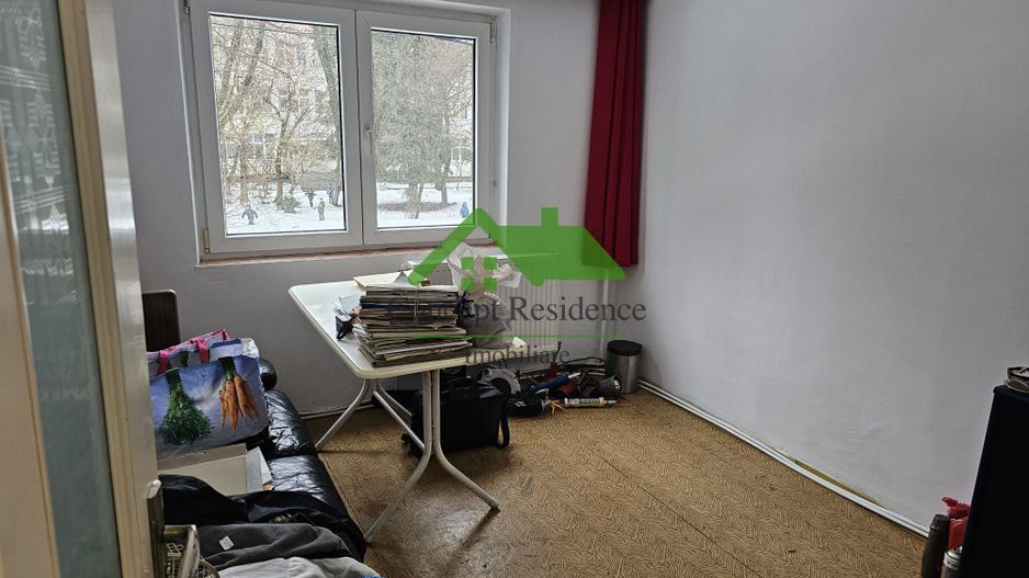 Apartament 4 camere, etaj 1, garaj – Str. Victoriei zona sc. nr. 4 - Poză 3