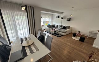 Casă / Vilă cu 5 camere zona Lunei - Poză 11