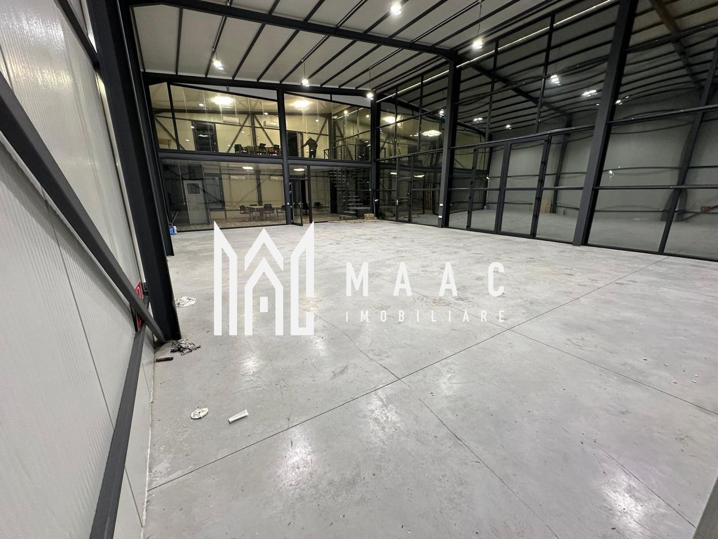 Hala | 250 MP | Teren 11.000 mp | - Poză 7