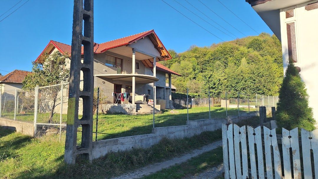 Casa de Vanzare Corbeni- Oestii- Arges - Poză 2