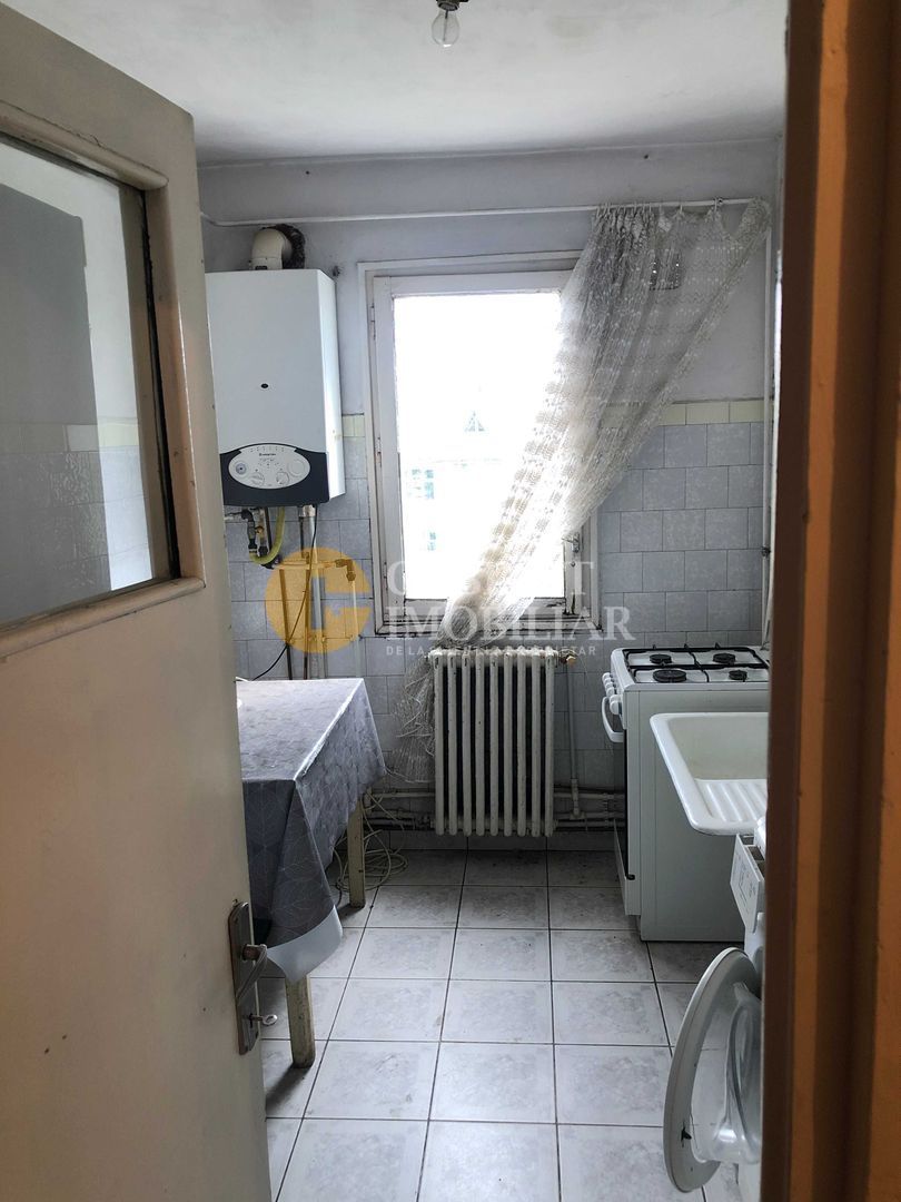 Podu Ros - 3 camere - Bloc fara risc - Mobilat/Utilat - Poză 2