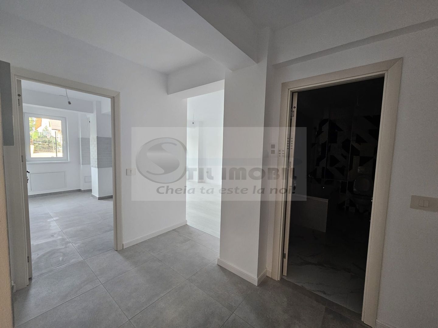 Apartament o camera Pacurari - Str. Soarelui - 42mp - 77.500Euro - Poză 1