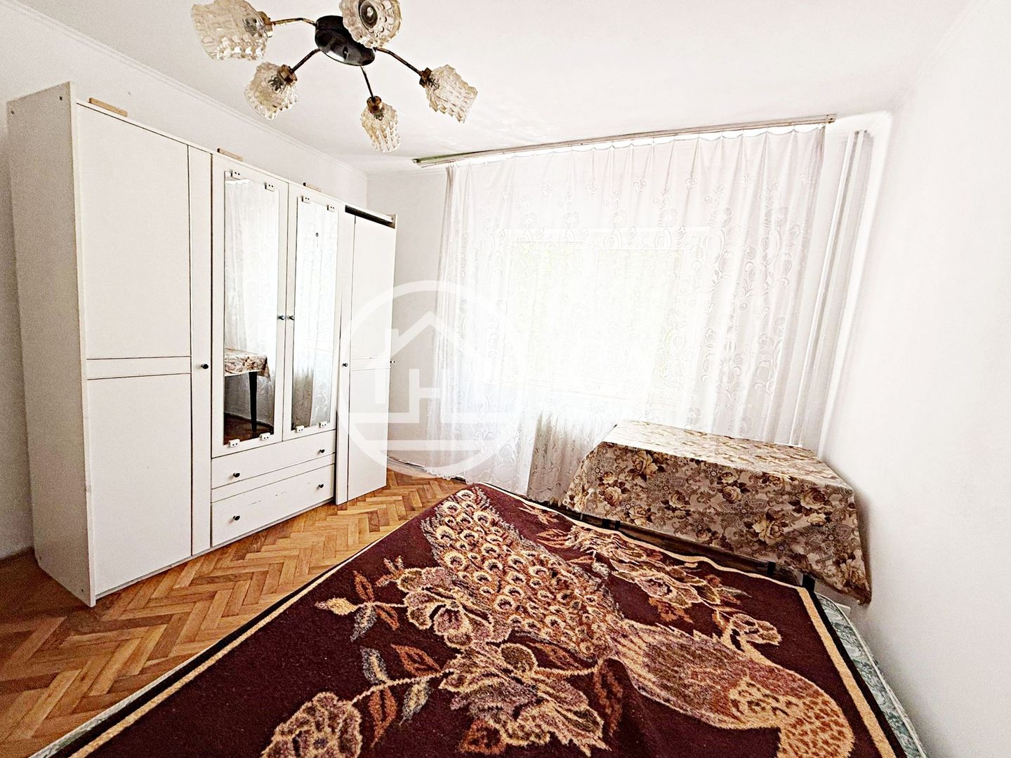 Apartament cu 3 camere de inchiriat in zona Rogerius, Oradea - Poză 5