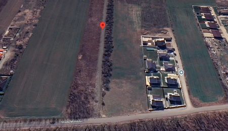 Teren 600 mp str Molidului langa padure