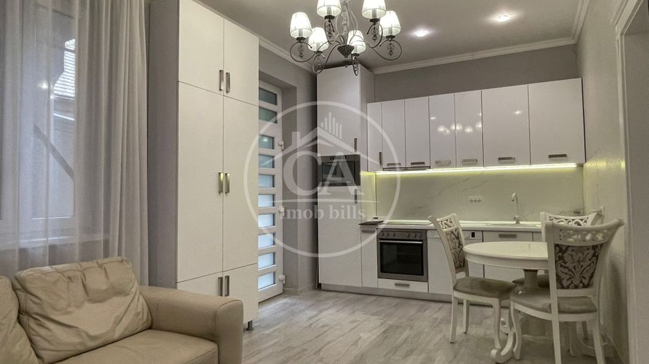 Apartament la casa, de inchiriat cu 3 camere Ultracentral, Oradea - Poză 9