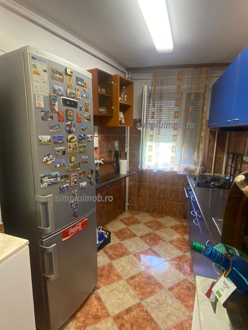 Metrou 1 Decembrie Apartament 3 Camere Mobilat si Utilat - Poză 9