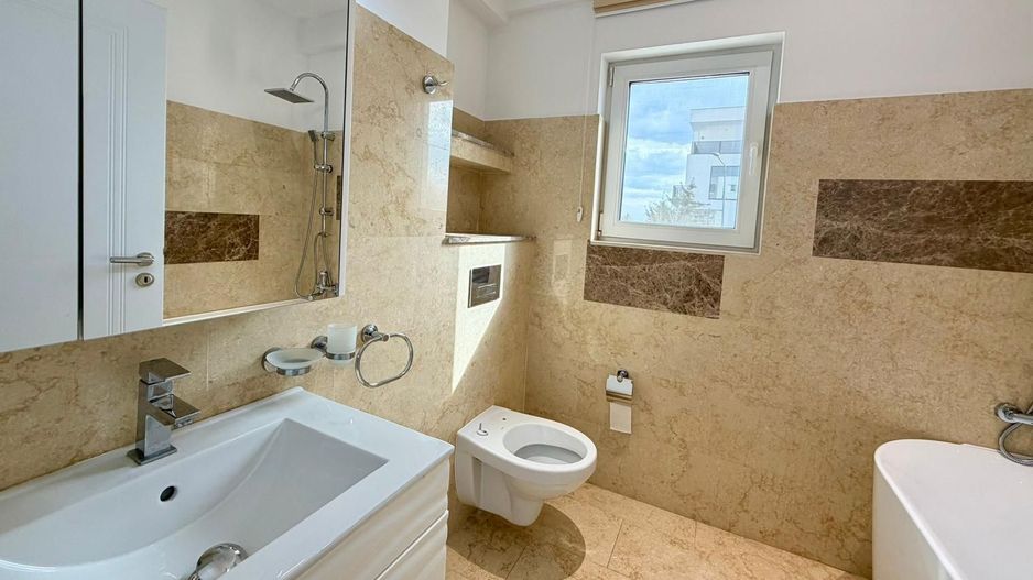 Stylish 3-Room Apartment for Rent in Iancu Nicolae - Poză 9