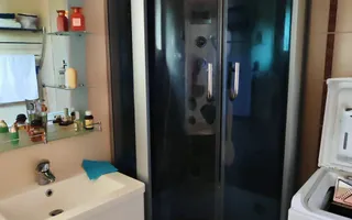 Apartament la casa + anexa gospodareasca, zona Blumana -Bartolomeu. - Poză 14